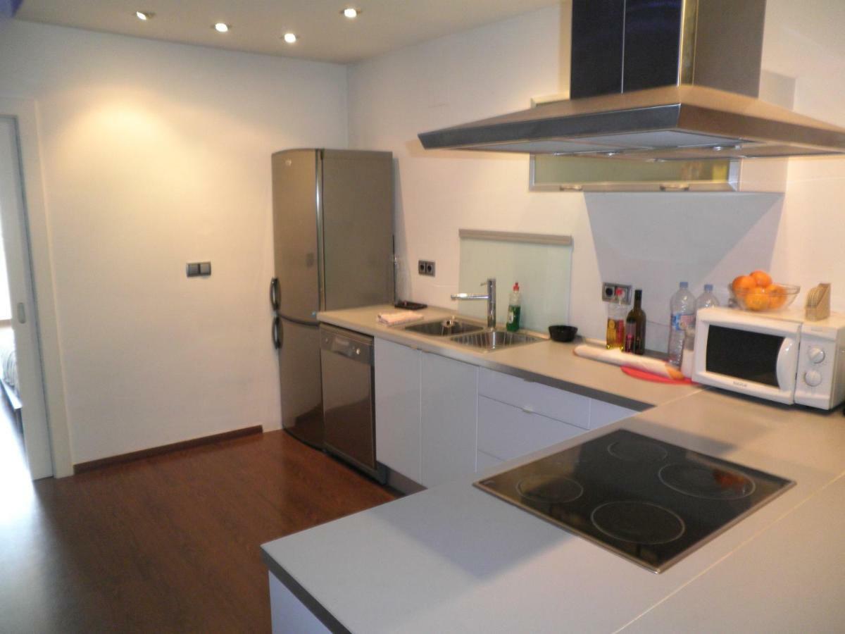 Bacrou Apartment, Design Loft Near The Sea Барселона Экстерьер фото